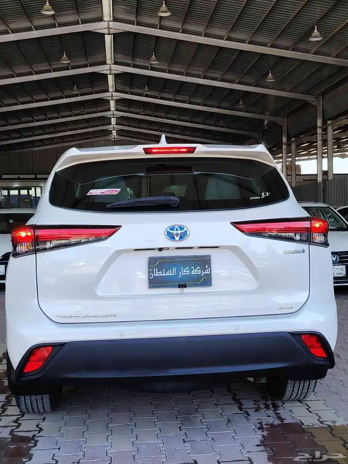 تايوتا هيلندر 2021 7