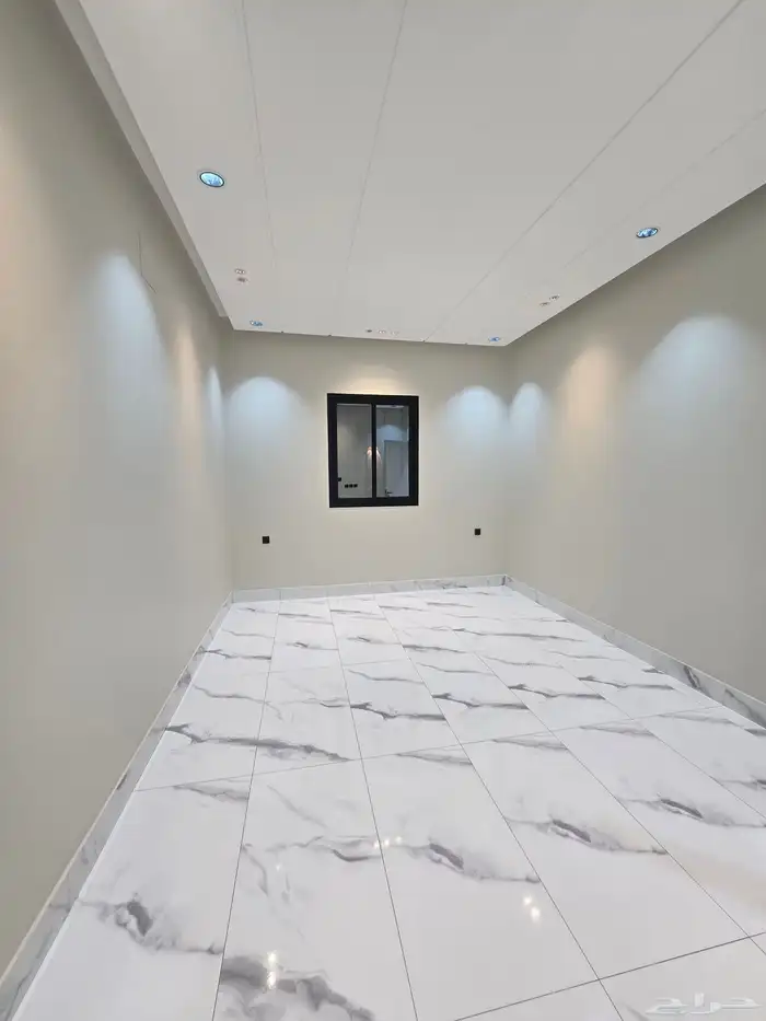 للبيع ارواف ارضيه وعلوبه بحوش ومدخل سياره شغل شخصى 6