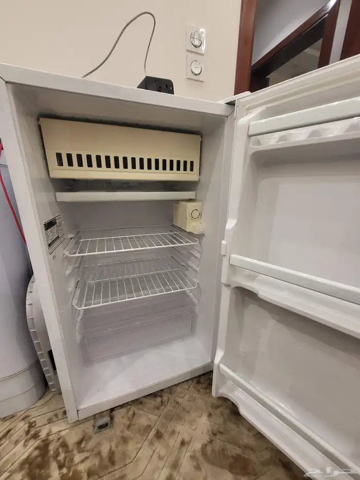 ثلاجة للبيع 2