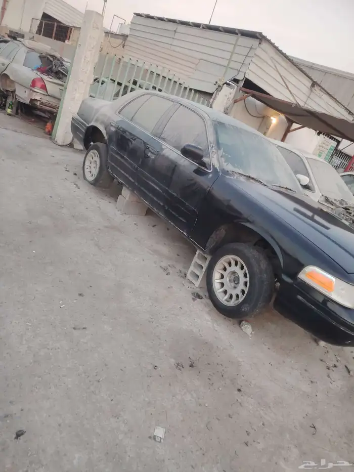 فورد فكتوريا 2002 تشليح قطع غيار فقط 0