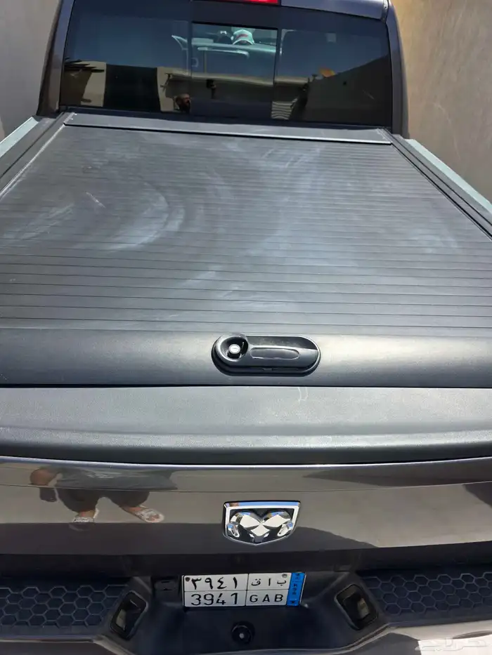 2018 دودج رام 1500 للبيع او البدل بجيب 7 راكب 8