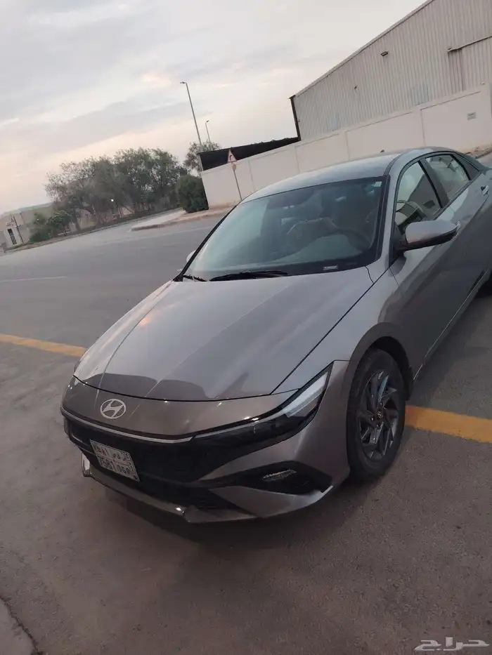 هيونداي الينترا فئة سمارت كوري 2024 0