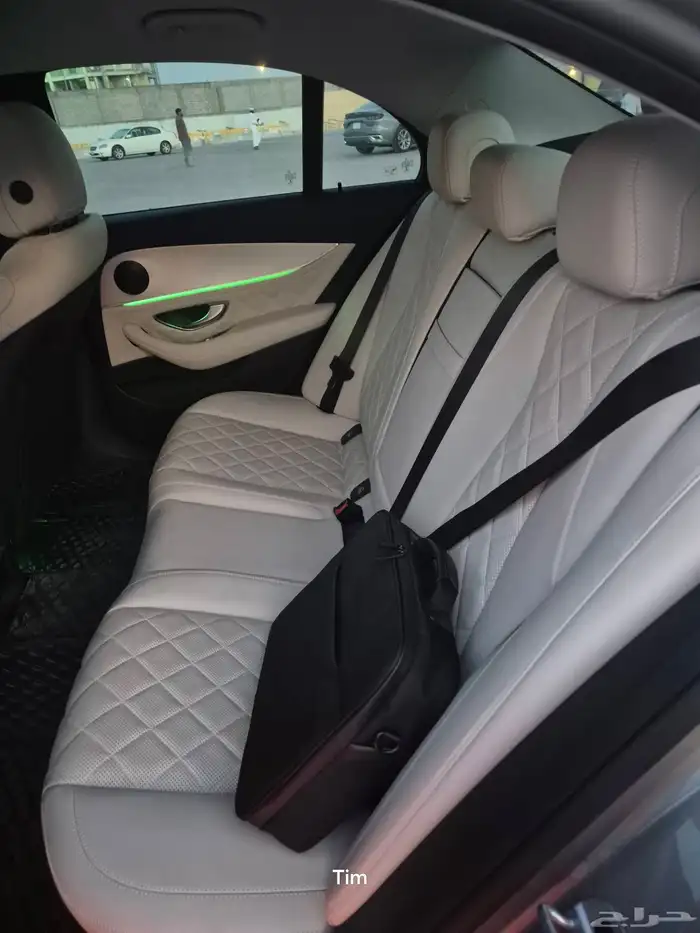 مرسيدس E200 2023 ممشى 14الف كيلو (استخدام شخصي) بيبي الجوهرة 4