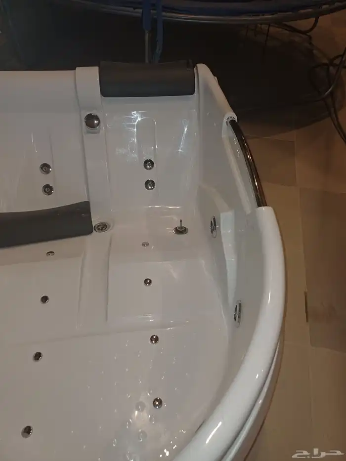 جاكوزي شبه جديد للبيع 7