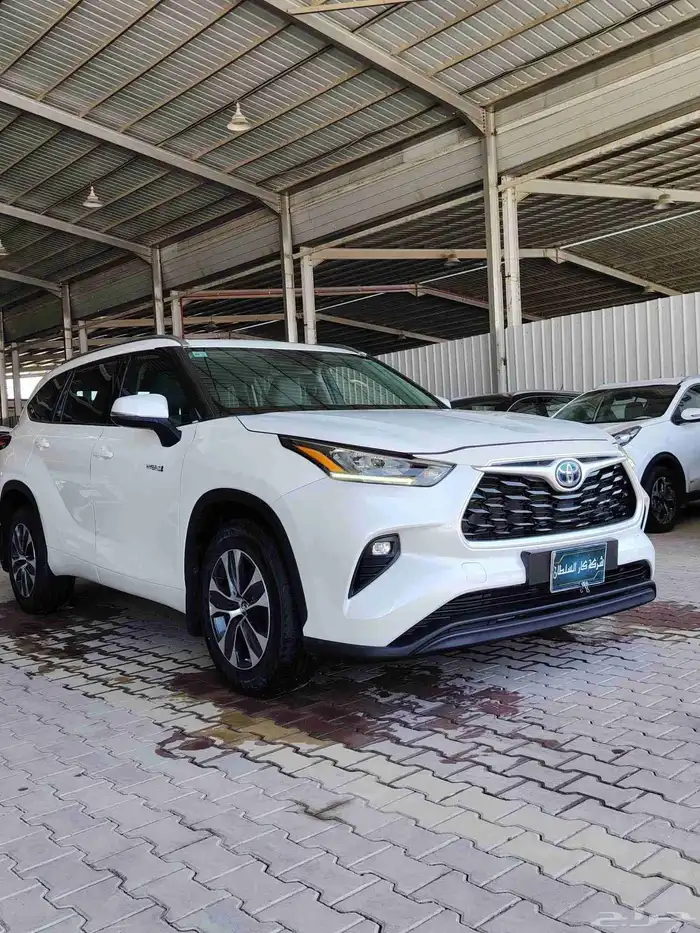 تايوتا هيلندر 2021 4