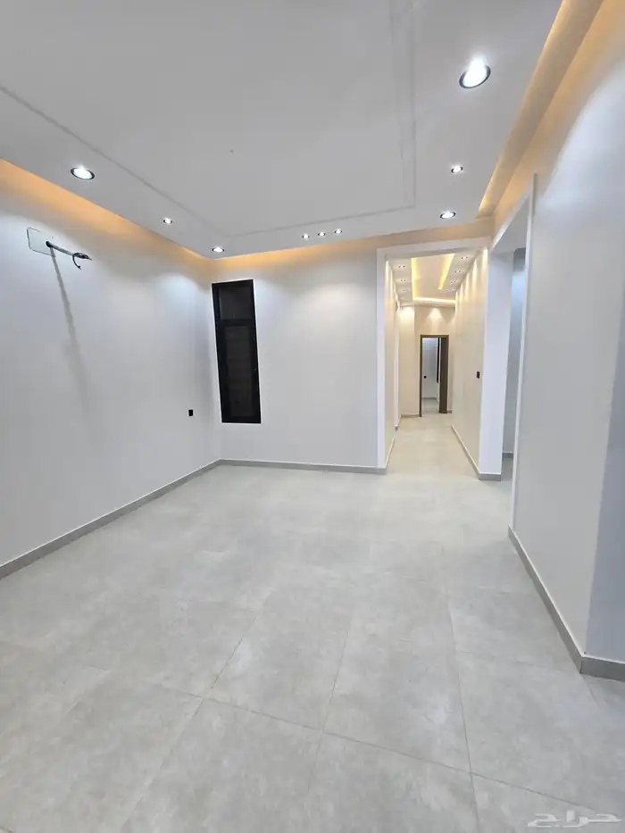 للبيع شقق ارضيه بحوش ومدخل سياره 520 الف 7