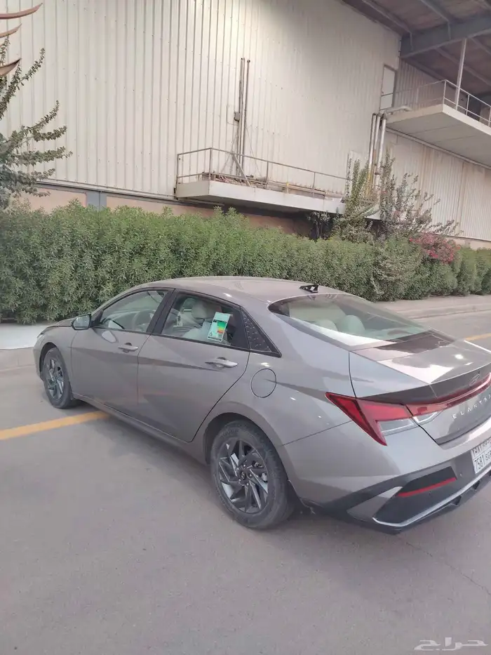 هيونداي الينترا فئة سمارت كوري 2024 1