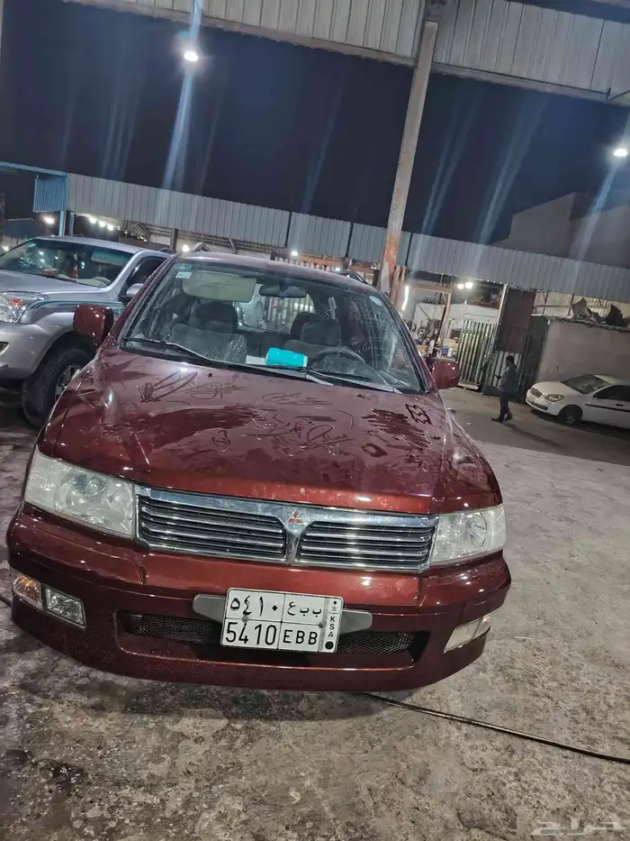 مستبيشي سبيس واجون 2003 7