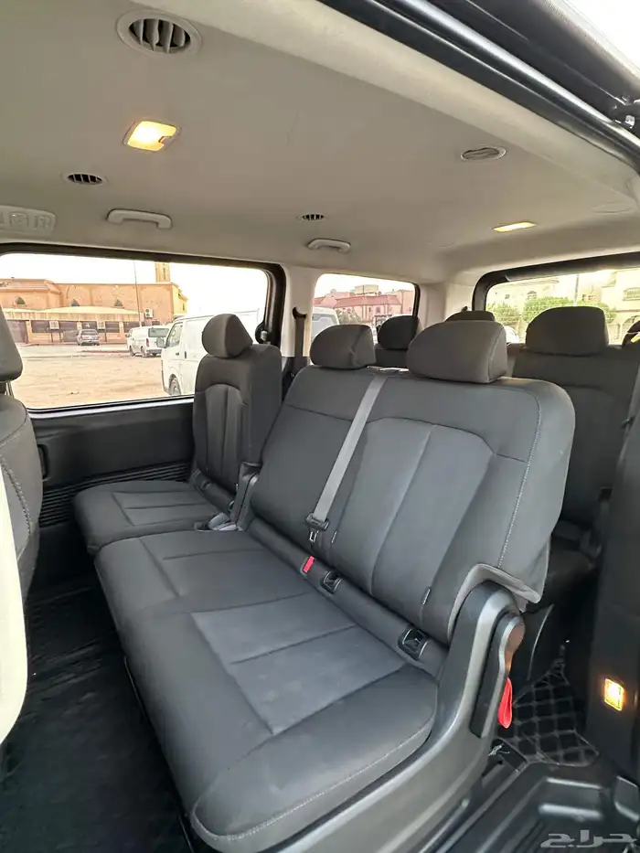 للبيع ستاريا 2023 السعر 74 7