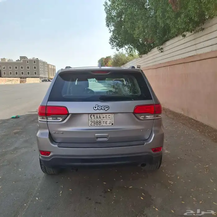 شيروكي لاريدو 2014 5