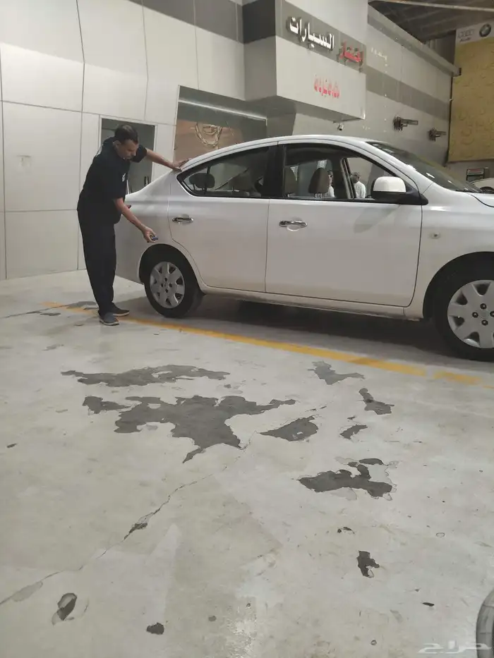 نيسان صني 2020 اللون ابيض 0