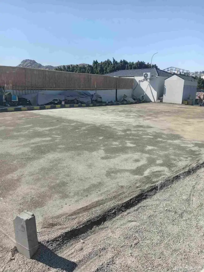 اعمال زفلت موقف السيارات طريق 5