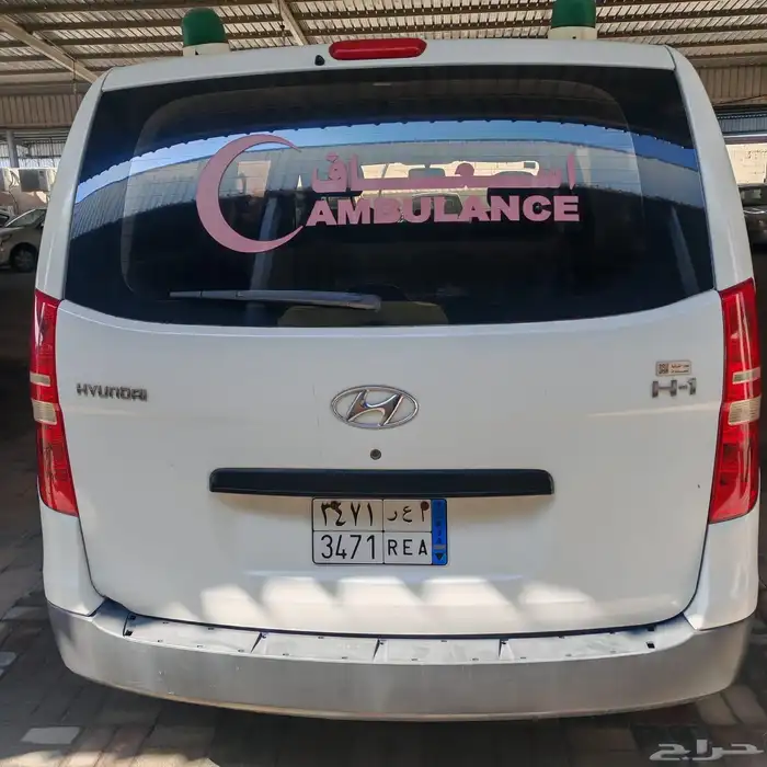 HYUNDAI H1 2011 model in good condition If anyone is interes 2