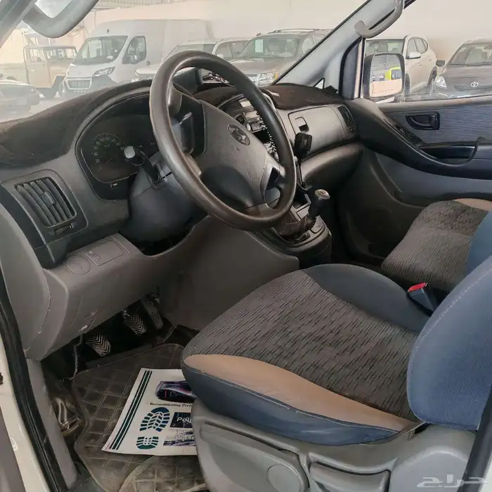 HYUNDAI H1 2011 model in good condition If anyone is interes 4