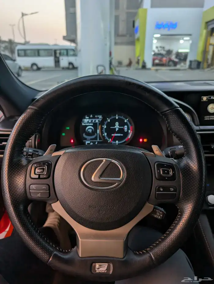لكزس RC 350 15