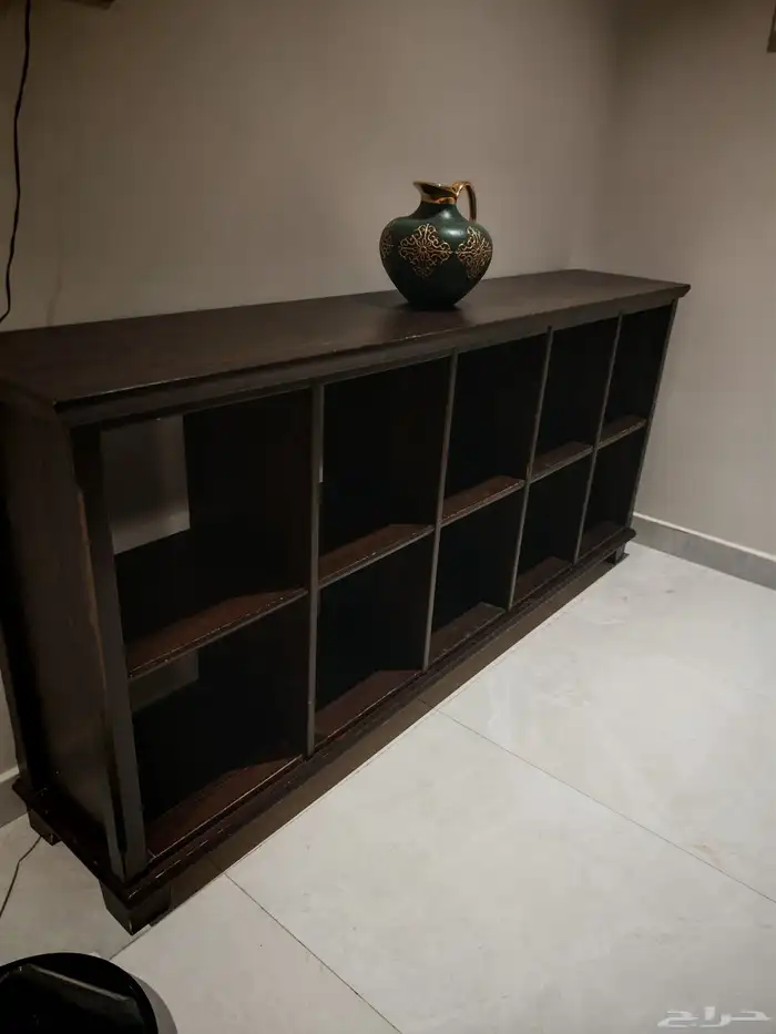 مكتبة تلفزيون قويه جدا لون بني غامق 1