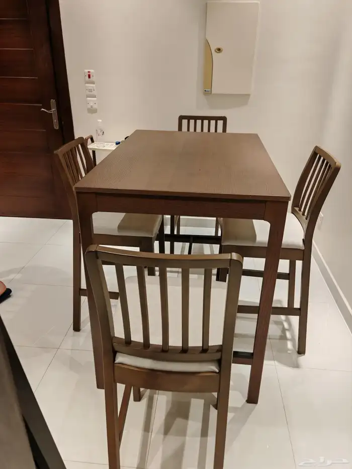 سفره ايكيا 4 كراسي كنب ايكيا 1