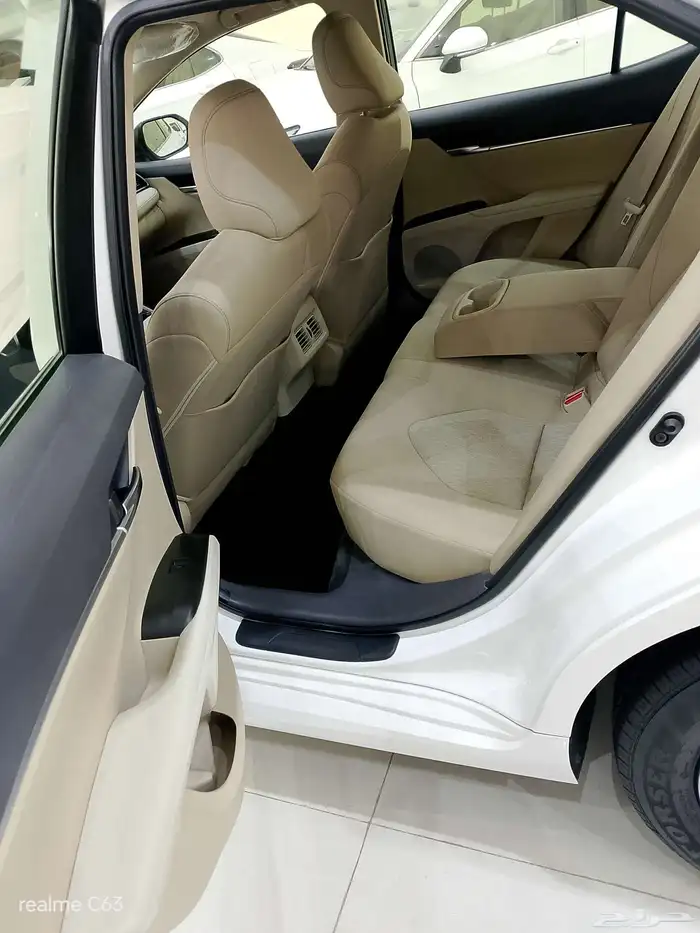 كامري 2022 وارد الساير(8سرعات) مخزن 8