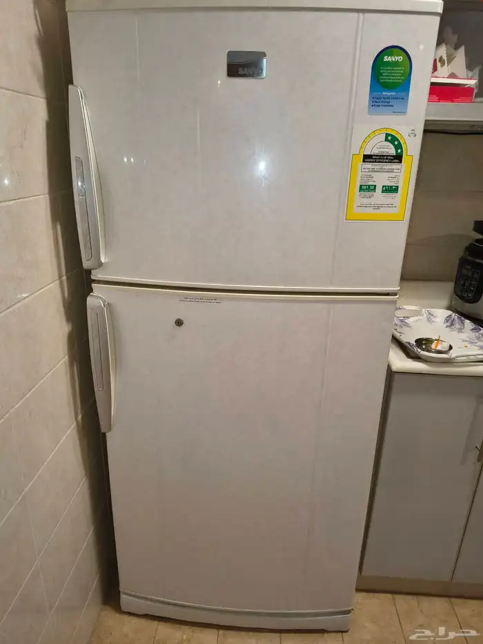 Sanyo large refrigerator over 15 cu ft 430 liters 0