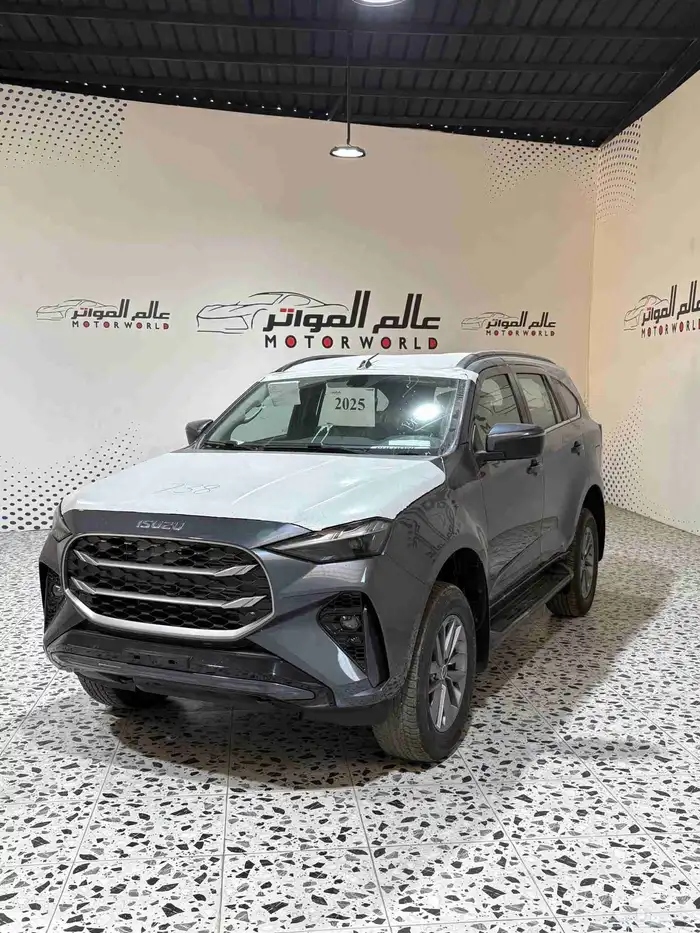 ايسوزو ام يو اكس ليمتد فل 2025 1