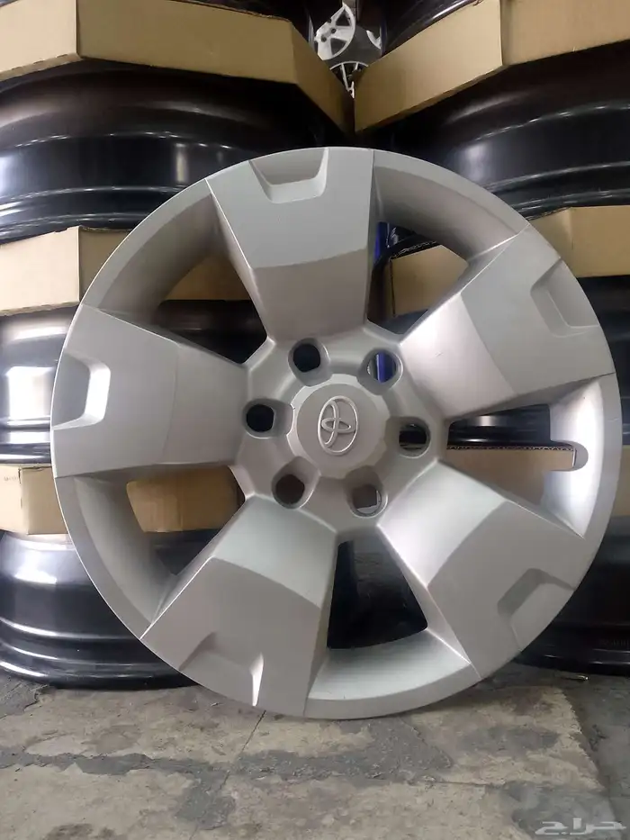 طيس تويوتا فورتشنر 2016 مقاس 17 اصلي وكاله 0