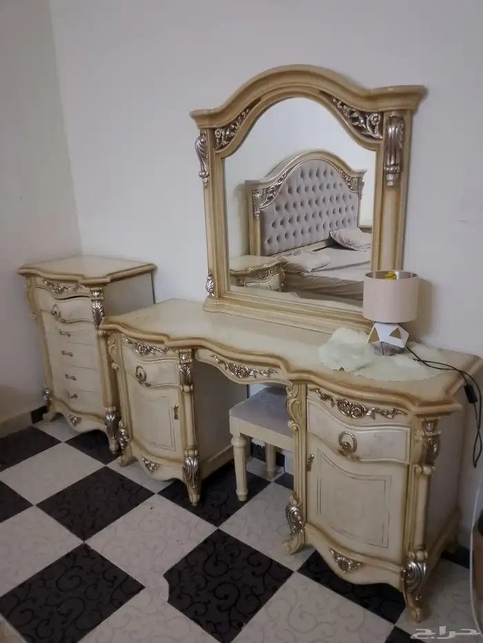 اثاث للبيع منزلي 0