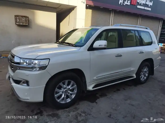 للبيع لاندكروزر 2016 وكاله شرط من الصدام الى الصدام 1