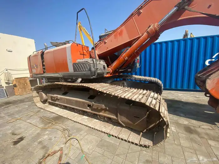 بوكلين هيتاشي 2