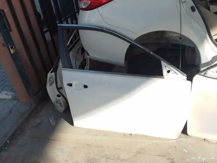 جميع قطع تايوتاء بجميع انواعها تواصل وتساب الرقم يضهر للمعلن 1