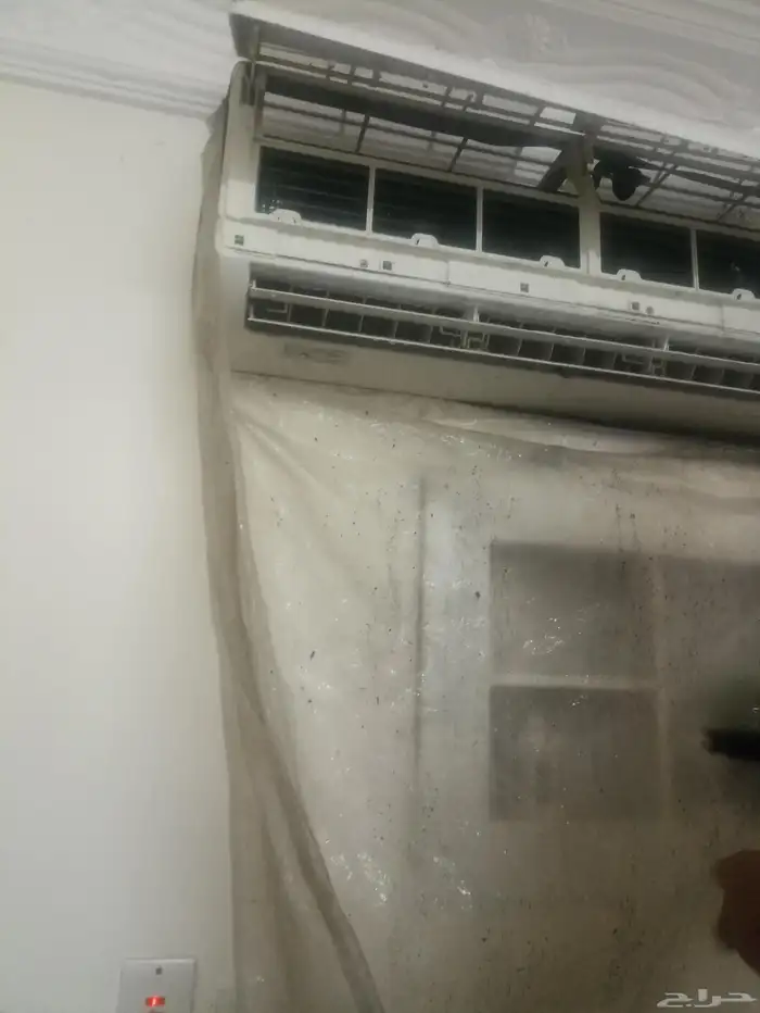 شركة تنظيف وغسيل سجاد كنب شقق فلل مساجد خزان مكيفات افران 4