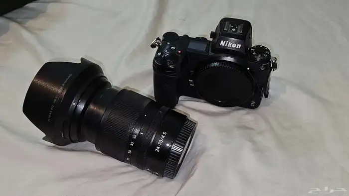 كاميرا نيكون Z6II مع عدسة 24.70 نضييفه 6