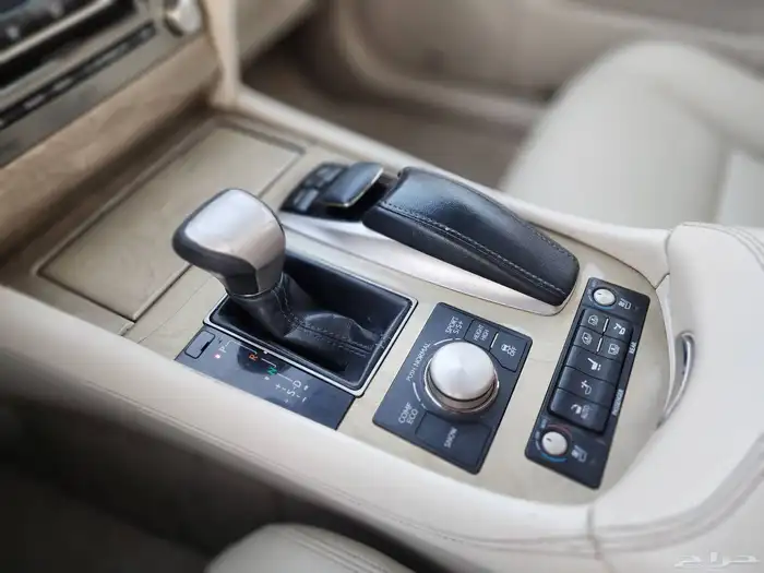 لكزس LS460 2013 ( بحالة ممتازة ) 12