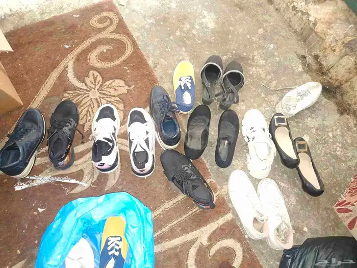 مجموعه حذيان للبيع 0