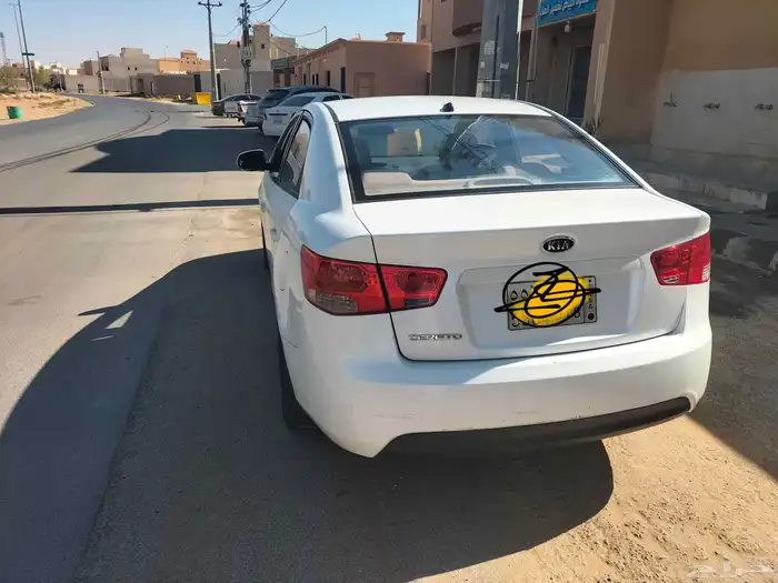 كيا سيراتو 2011 8