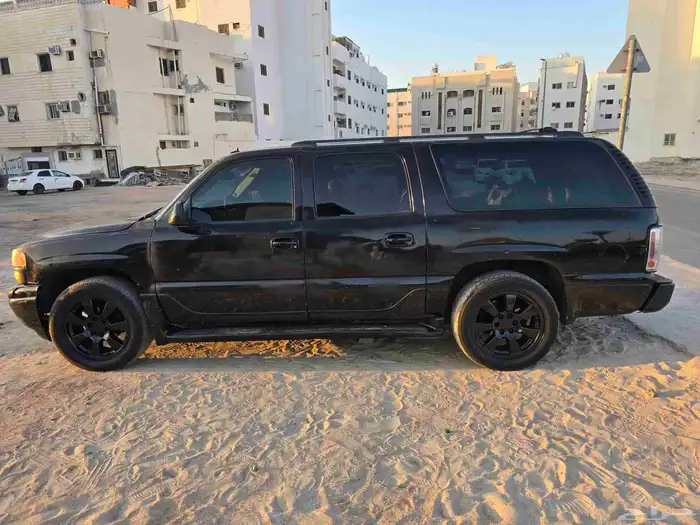 للبيع G M C دينالي الموديل 2006 0