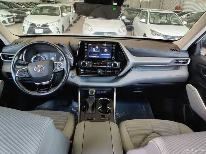 تايوتا هيلندر 2021 27