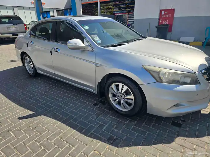 هوندا اكورد موديل 2010 4 سلندر فول لاد كفرات 4 نظيفة 2