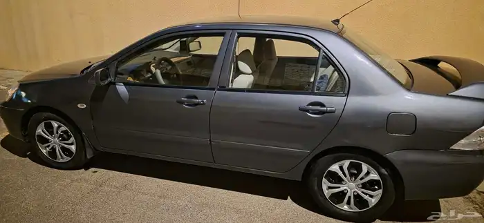 ميتسوبيشي لانسر مانيوال موديل 2008 للبيع 5