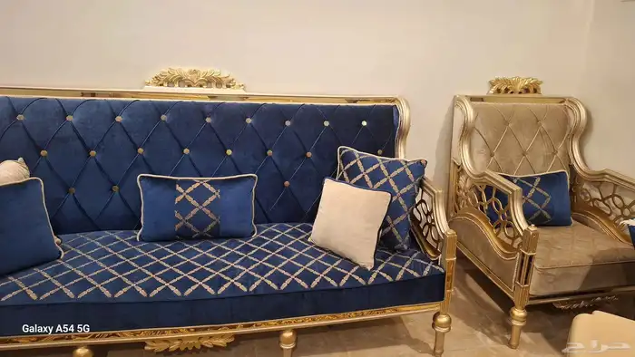 أثاث 3 كنب 2 كرس 2 طاوله 0