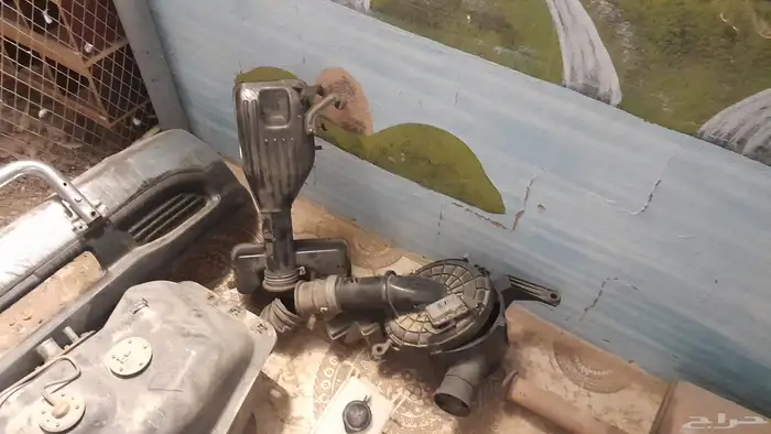 قطع هيلوكس تنكي شكمان لاتيتير اقصدم امامي 5