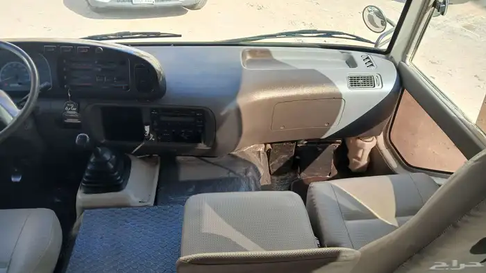 باص كوستر للايجار 2013 8