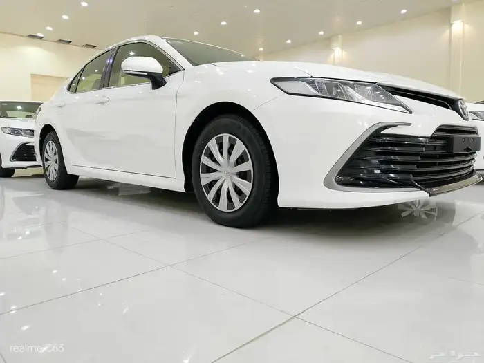 كامري 2022 وارد الساير(8سرعات) مخزن 2