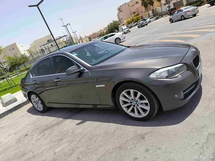 BMW 530 2012 3