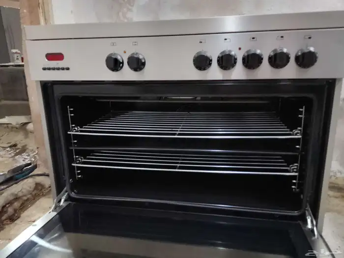 فرن تيرم ايطالي  سراميك كهرباء 220 شبه جديد 4