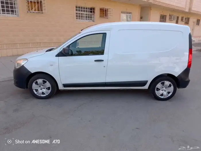 رينو دوكر للايجار الشهري 2021 3