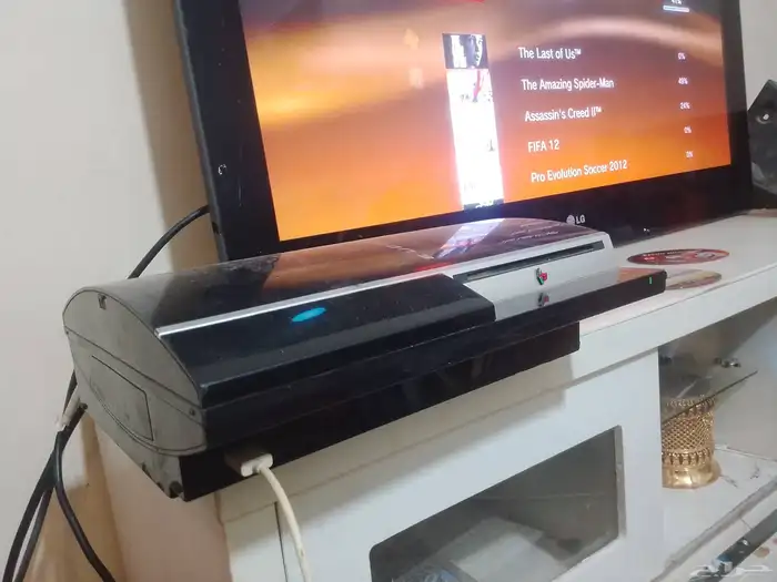 سوني 3 بحالة ممتازة مع شريطين 8