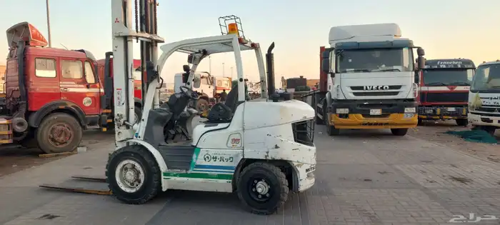 رافعة للبيع مديل 2010 1