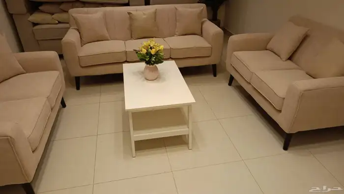 طقم كنب من اااشلي8 أشخاص فخم مودرن 4