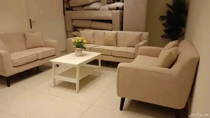 طقم كنب من اااشلي8 أشخاص فخم مودرن 3