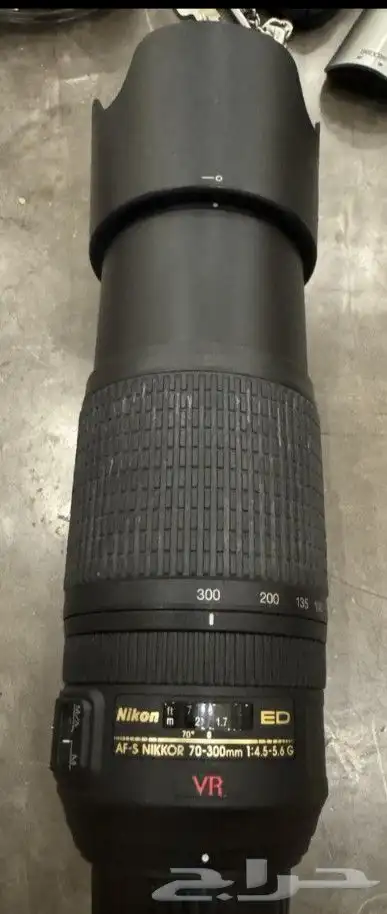 عدسة نيكون 70-300 مع مانع اهتزاز 2